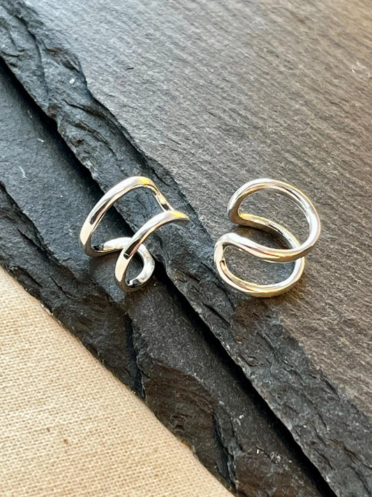 Polished Silver Earcuff | Flat Wire Strands & Contemporary Look l Minimalist earrings - Silver earrings - Everyday earrings