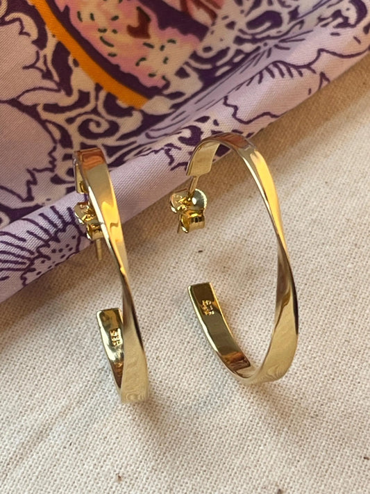 Elegant Twisted C-Shaped Silver Earrings | 18K Gold-Plated with Polished Finish. l Minimalist earrings - Silver earrings - Everyday earrings