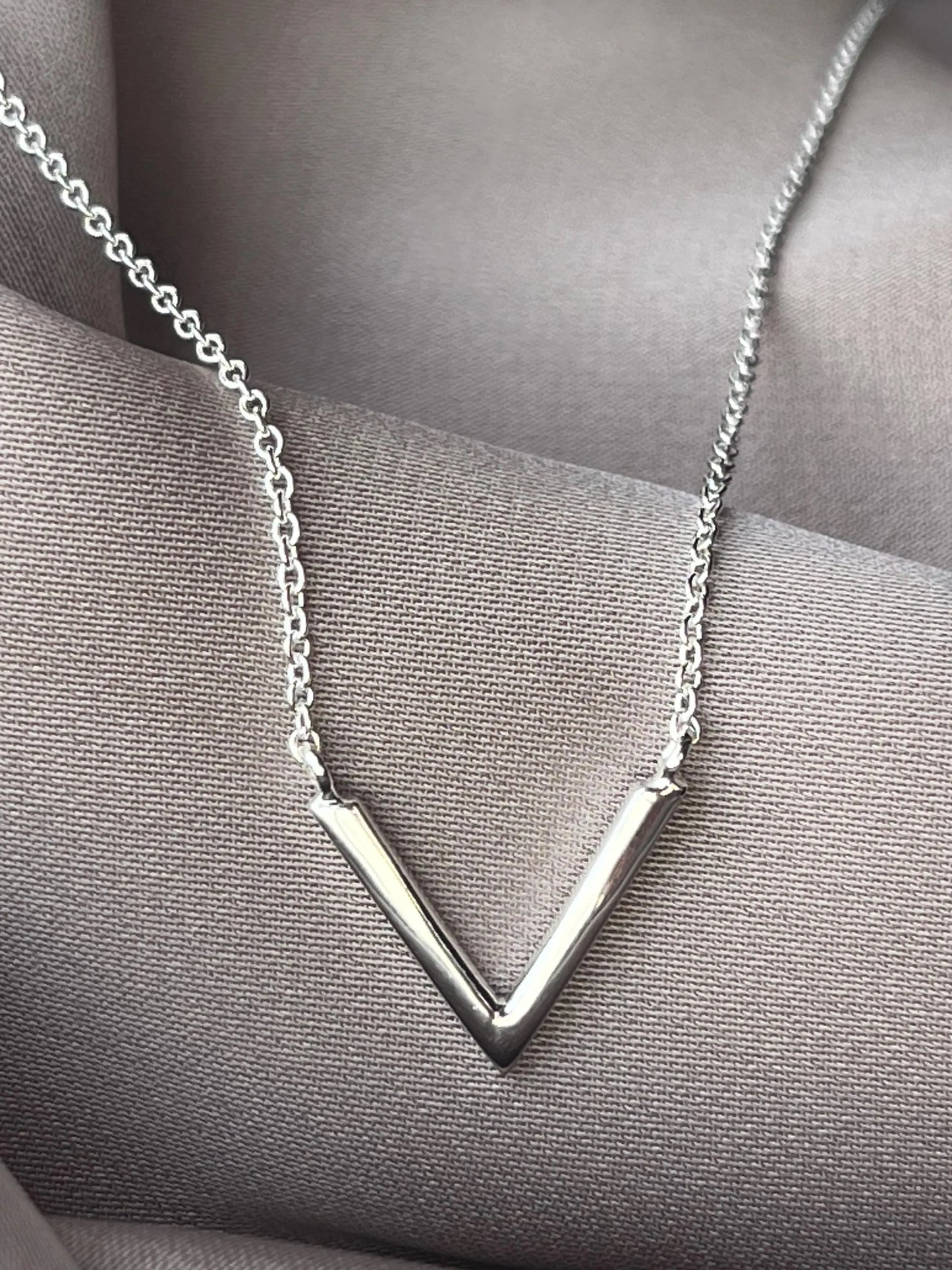 Sterling Silver ‘V’ Pendant Necklace with Polished Silver-Plated Finish